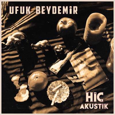 Hiç (Akustik)