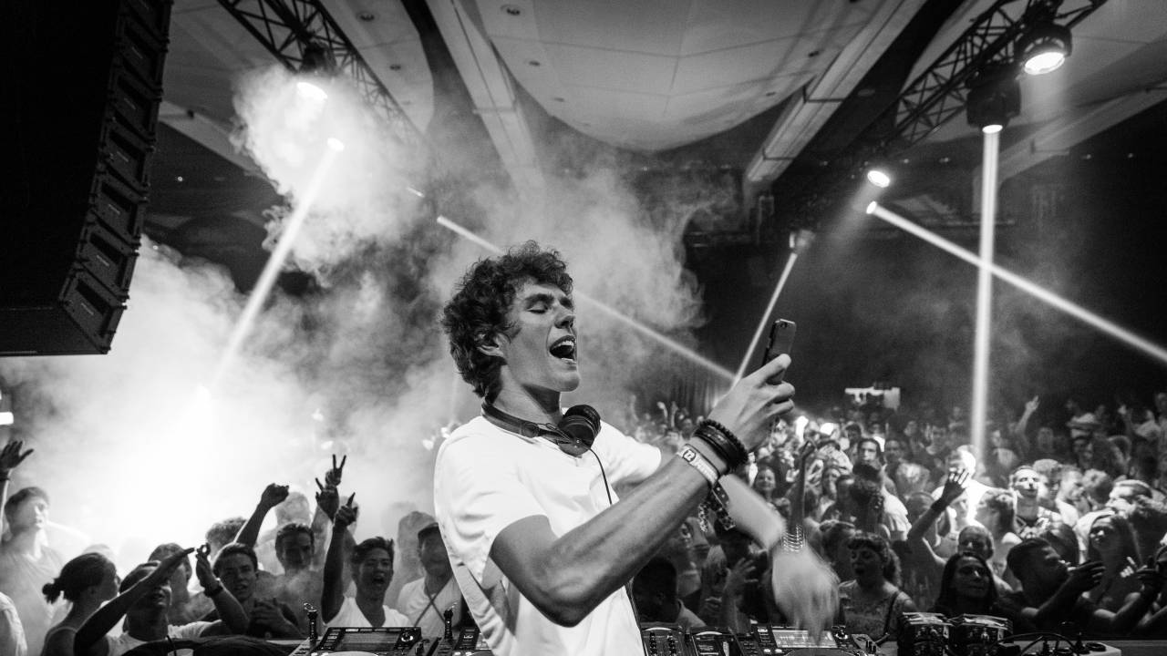 Lost Frequencies