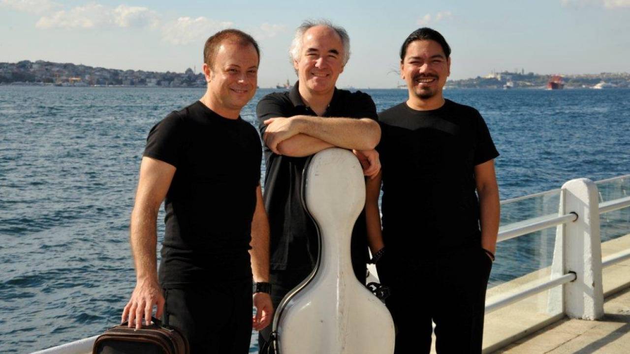 Arkas Trio