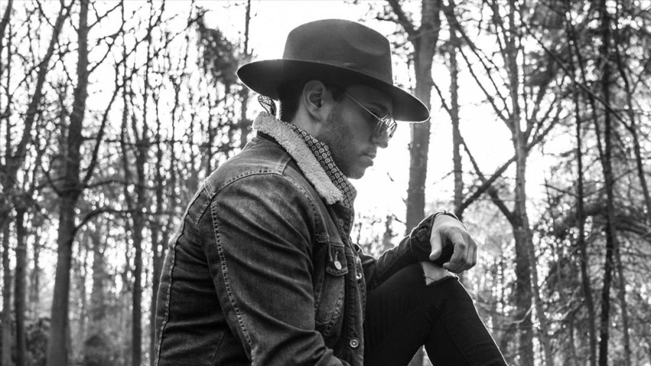 Jonas Blue