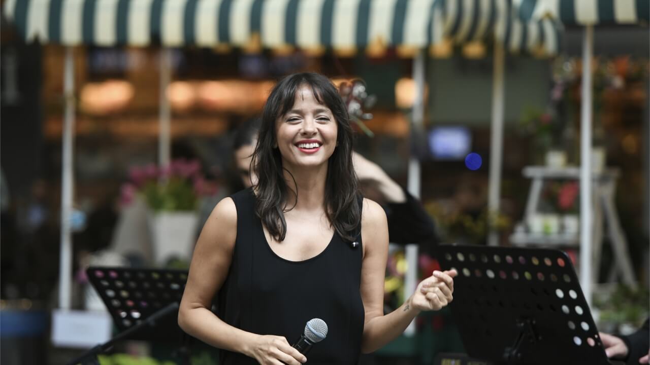 Zeynep Özyılmazel