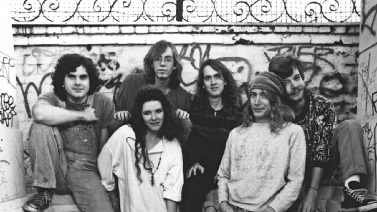 Edie Brickell and the New Bohemians