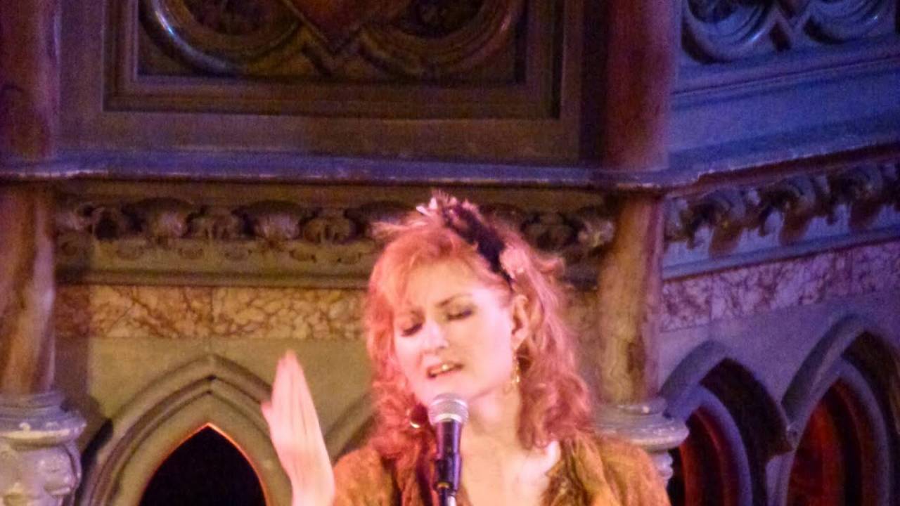 Eddi Reader