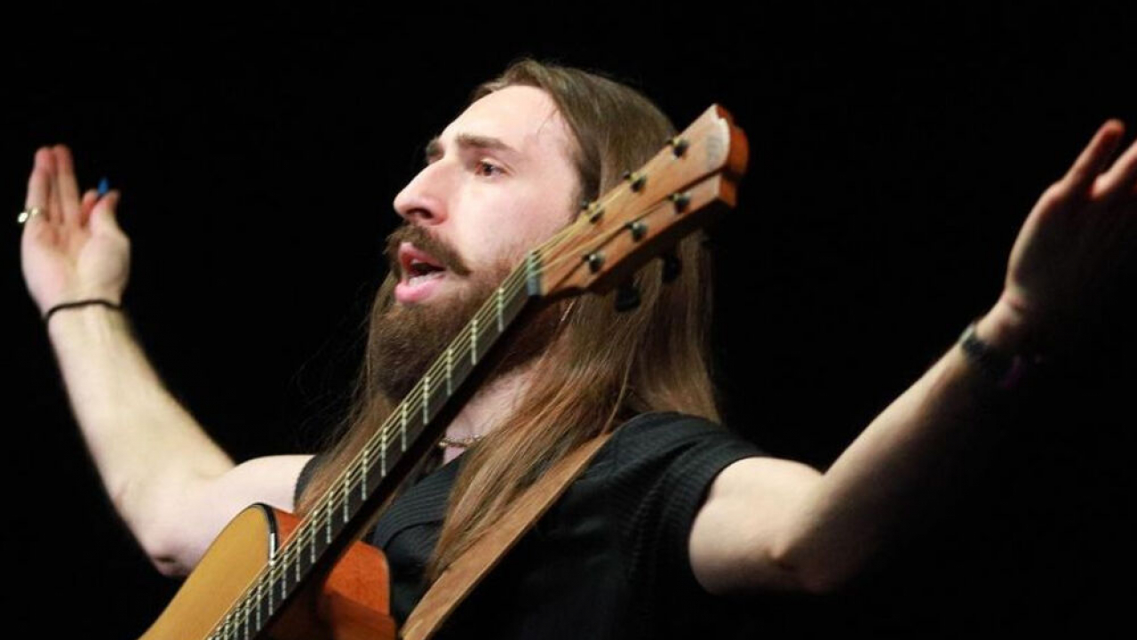 Emre Fel