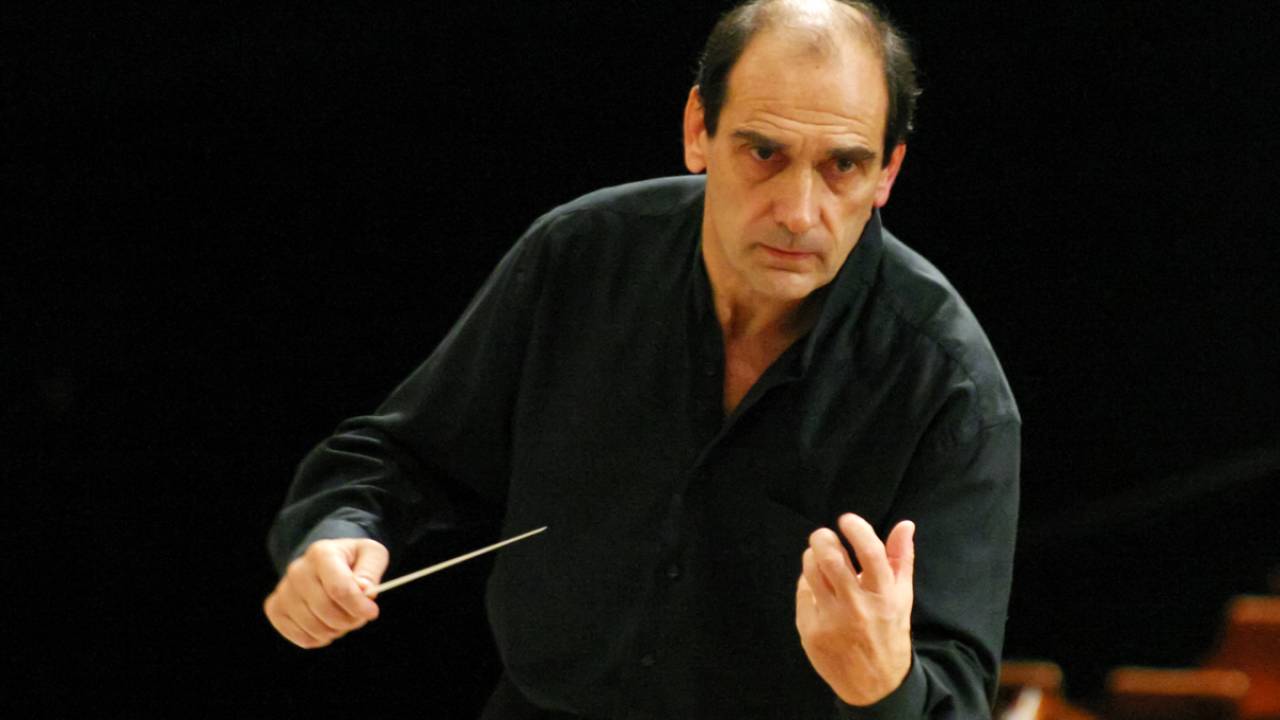 Emil Tabakov