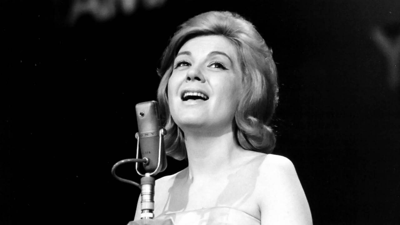 Helen Merrill