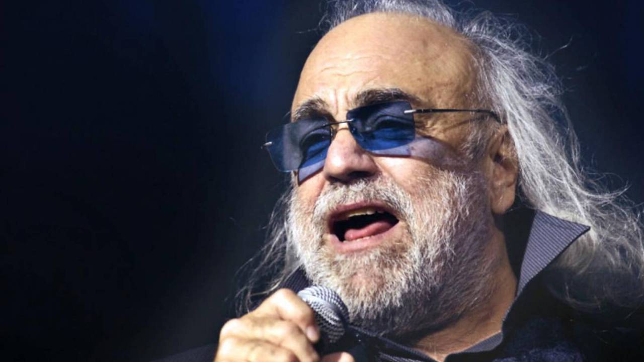 Demis Roussos