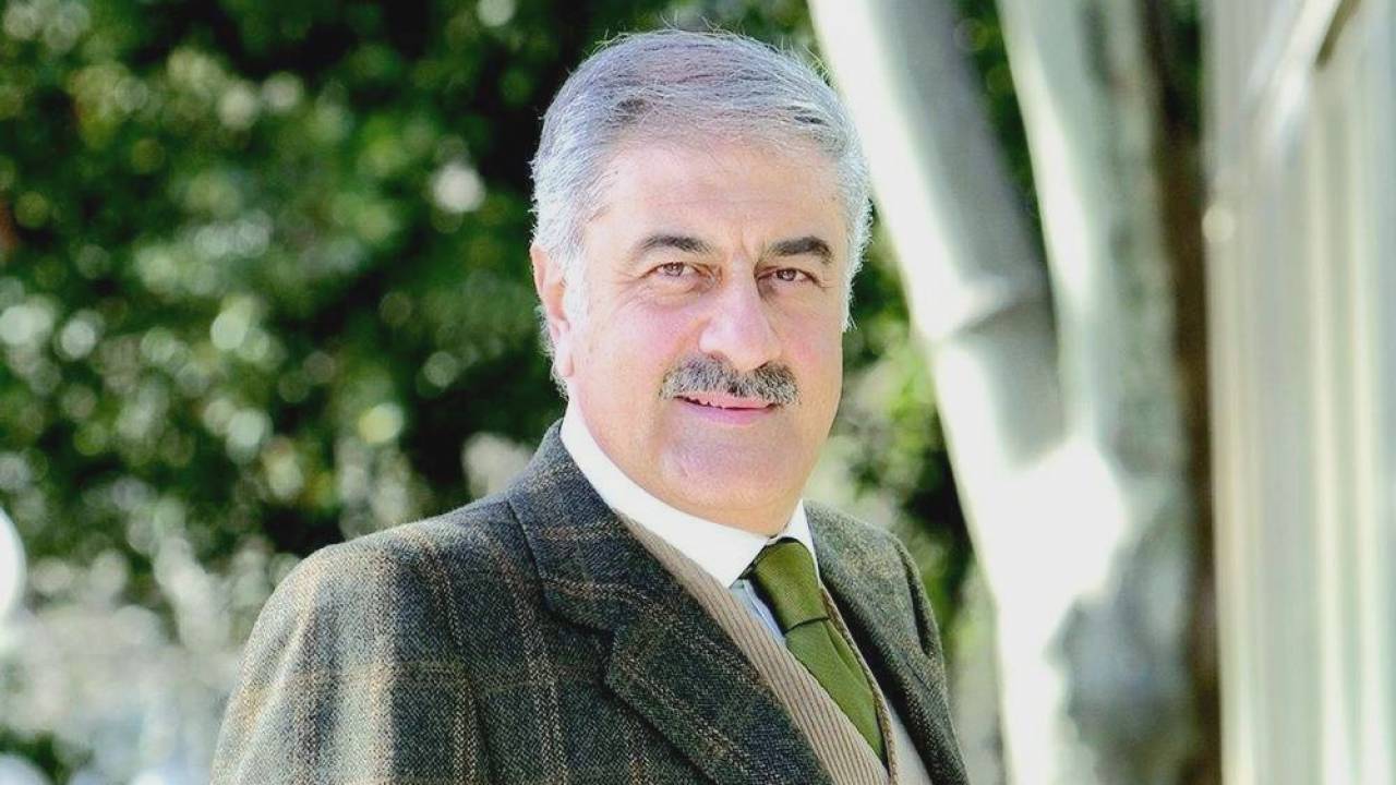 Münip Utandı