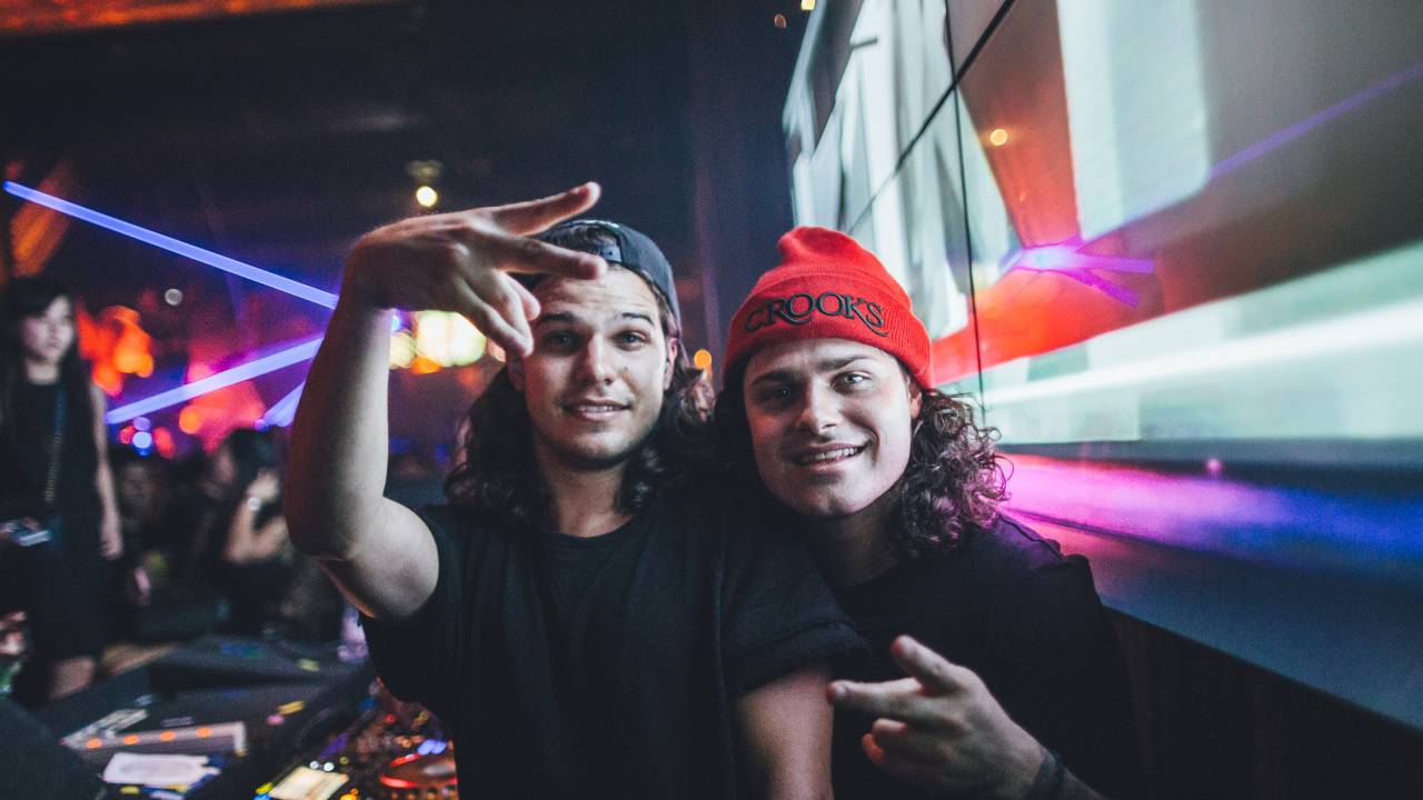 DVBBS