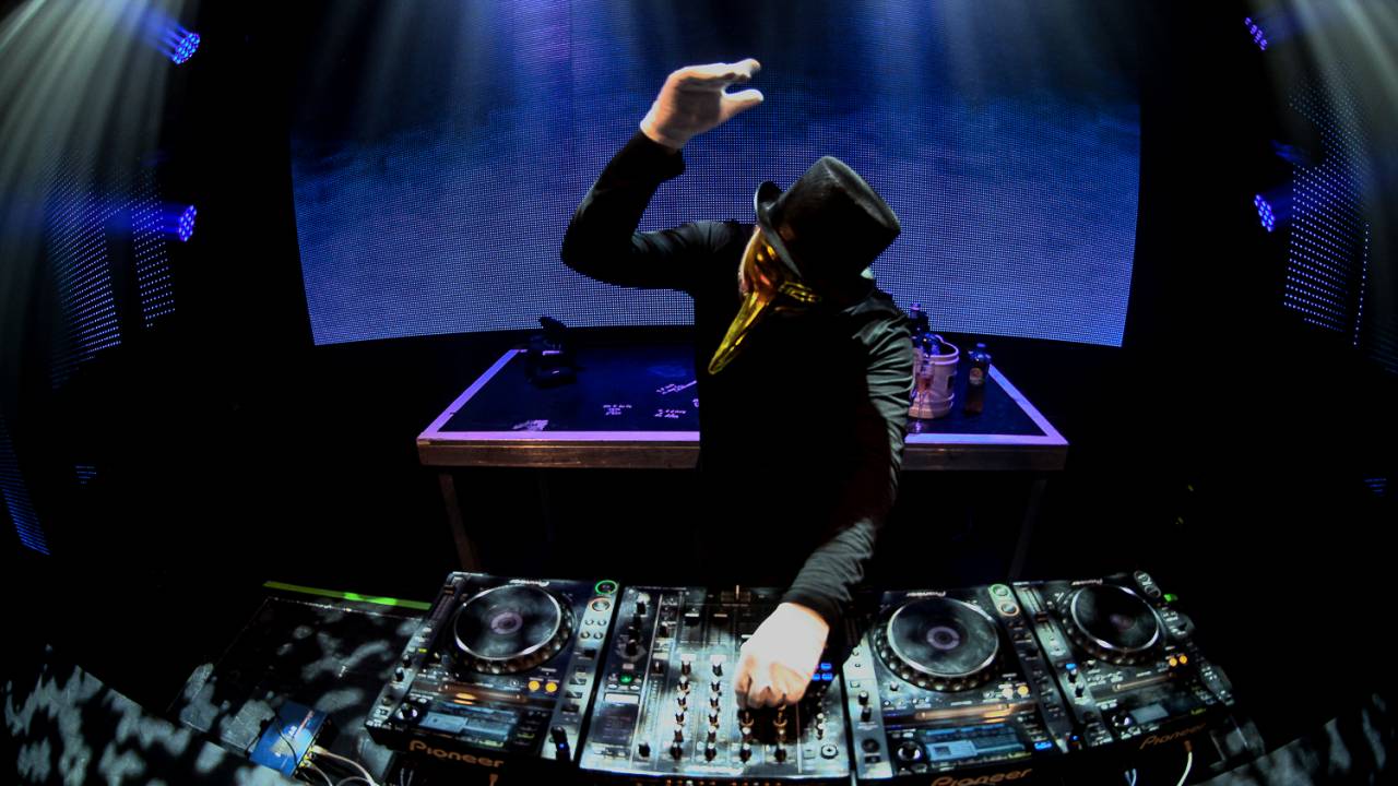 Claptone