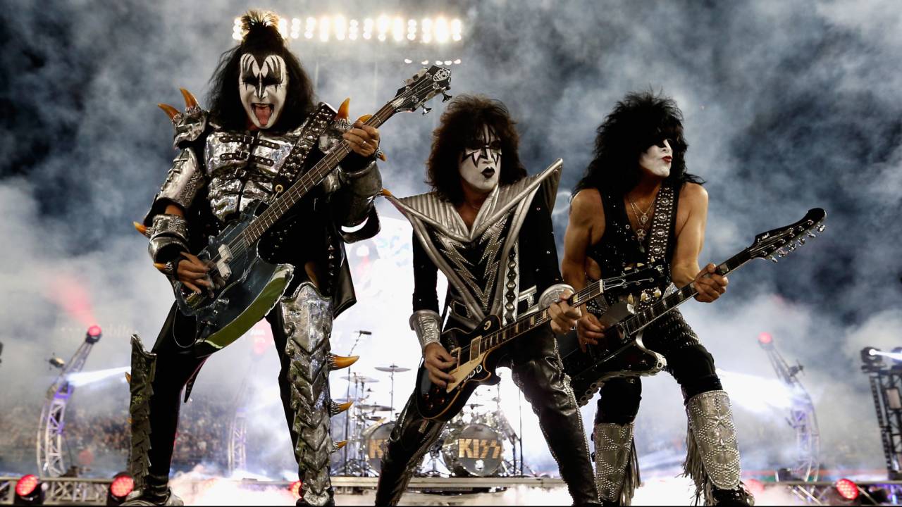 Kiss