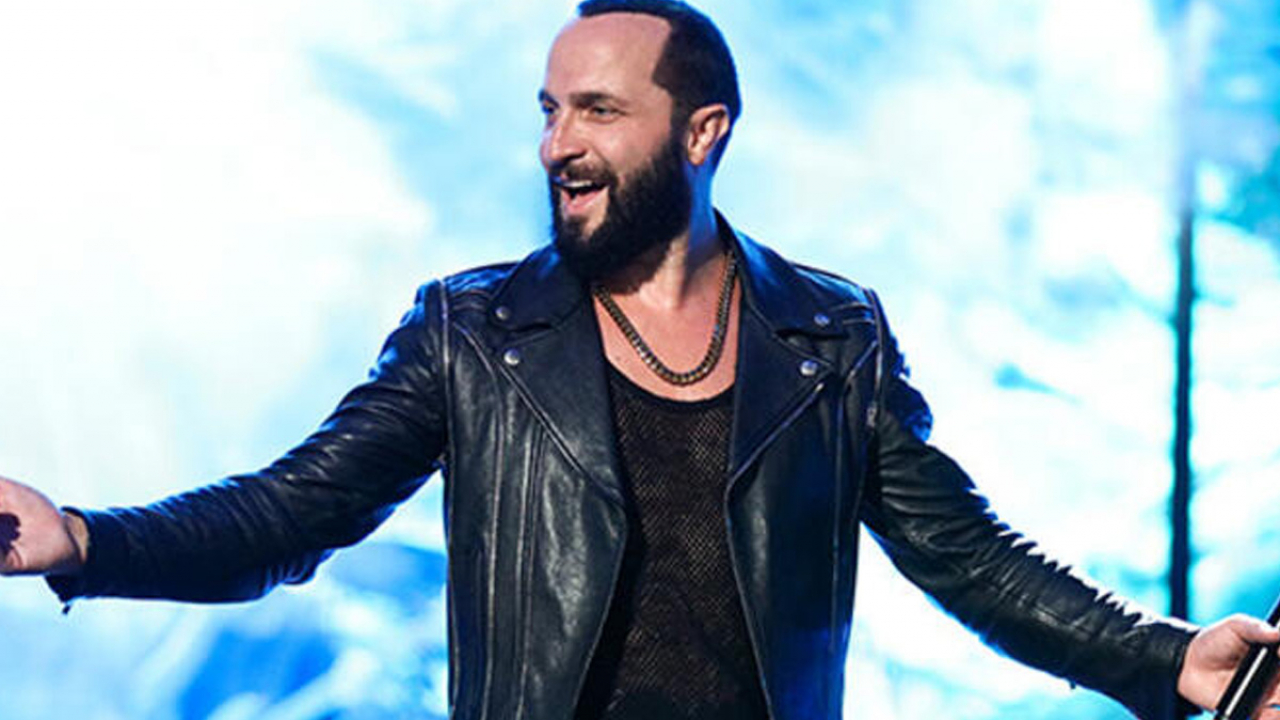 BERKAY'IN 300 BİN LİRALIK KOLYESİ!